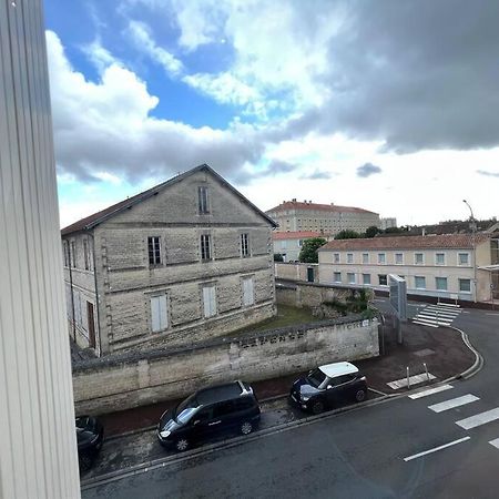 Duplex Type Loft Centre Ville * Clim * Wifi * Haut De Gamme * Angouleme Luaran gambar