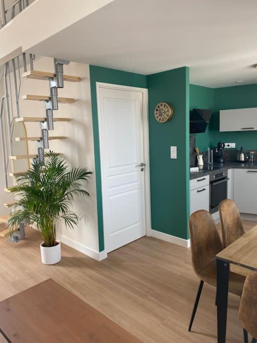 Duplex Type Loft Centre Ville * Clim * Wifi * Haut De Gamme * Angouleme Luaran gambar