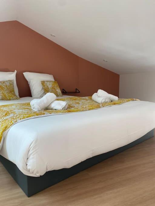 Duplex Type Loft Centre Ville * Clim * Wifi * Haut De Gamme * Angouleme Luaran gambar