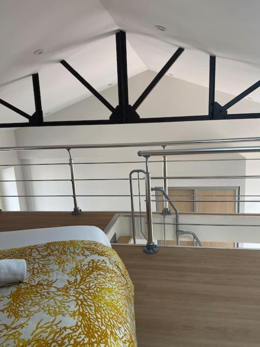 Duplex Type Loft Centre Ville * Clim * Wifi * Haut De Gamme * Angouleme Luaran gambar