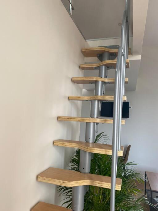 Duplex Type Loft Centre Ville * Clim * Wifi * Haut De Gamme * Angouleme Luaran gambar